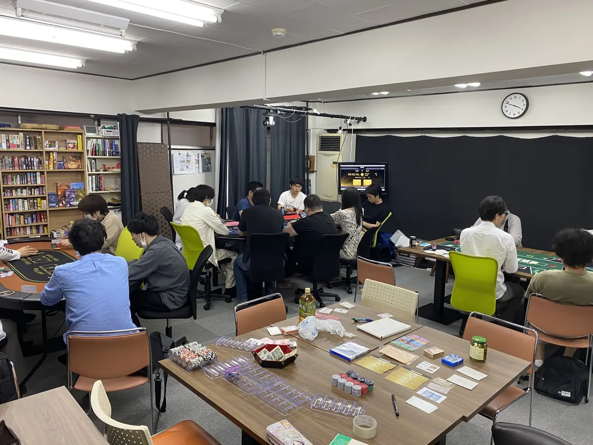 ポーカーテーブル